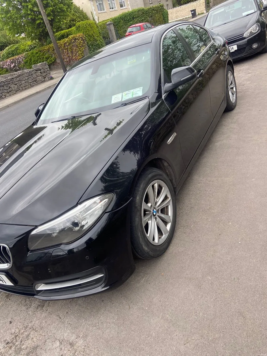 BMW 520 - Image 1