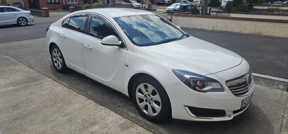 2014 Vauxhall Insignia - Image 1