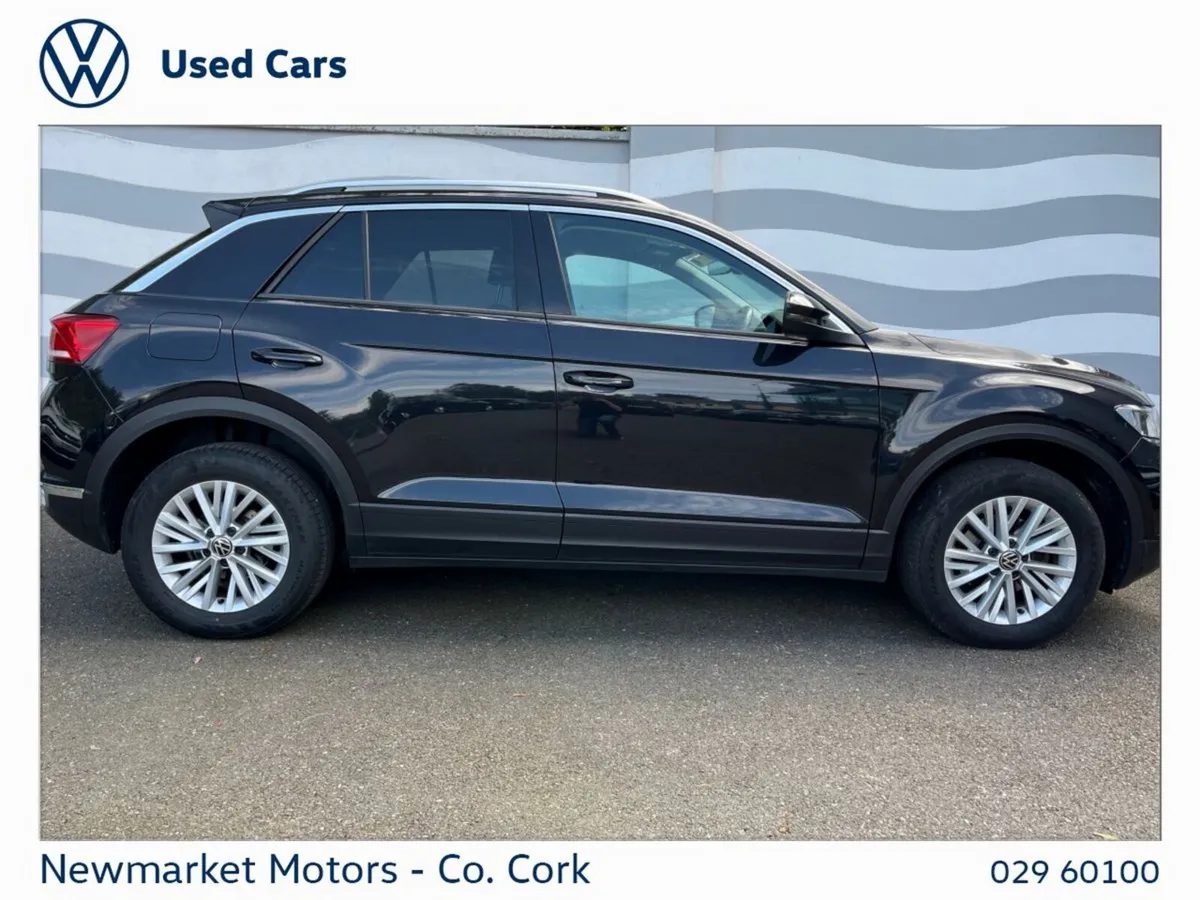Volkswagen T-Roc 2.0TDI 115BHP DESIGN 6 SPEED - Image 3