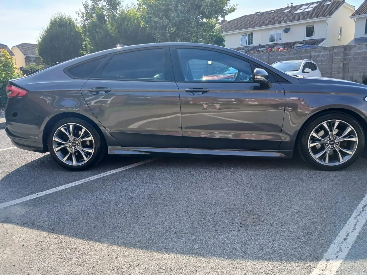Ford Mondeo 2020 - Image 4