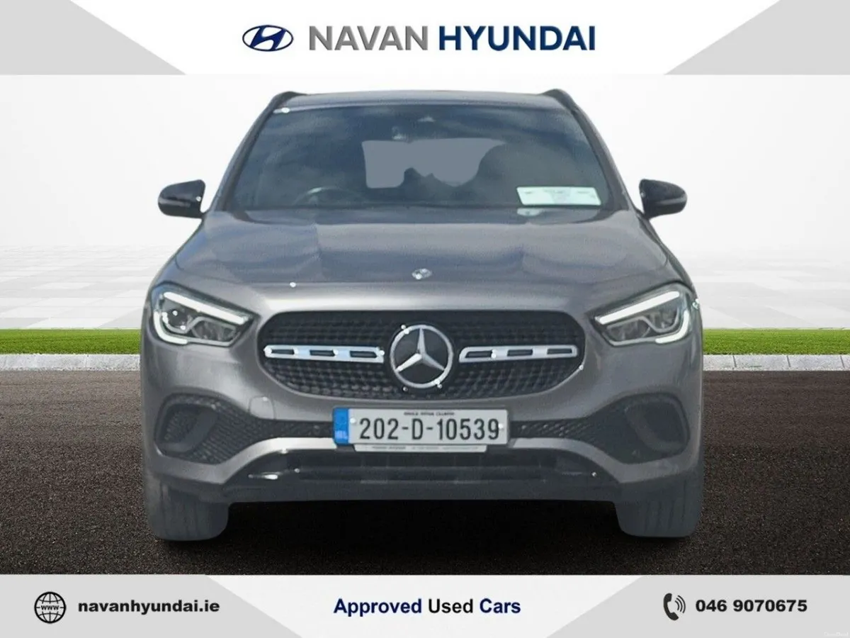 Mercedes-Benz GLA 200 Auto Progressive - Image 3