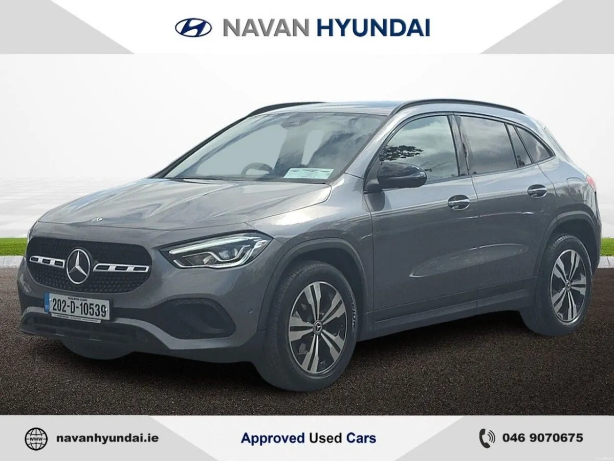 Mercedes-Benz GLA 200 Auto Progressive - Image 4