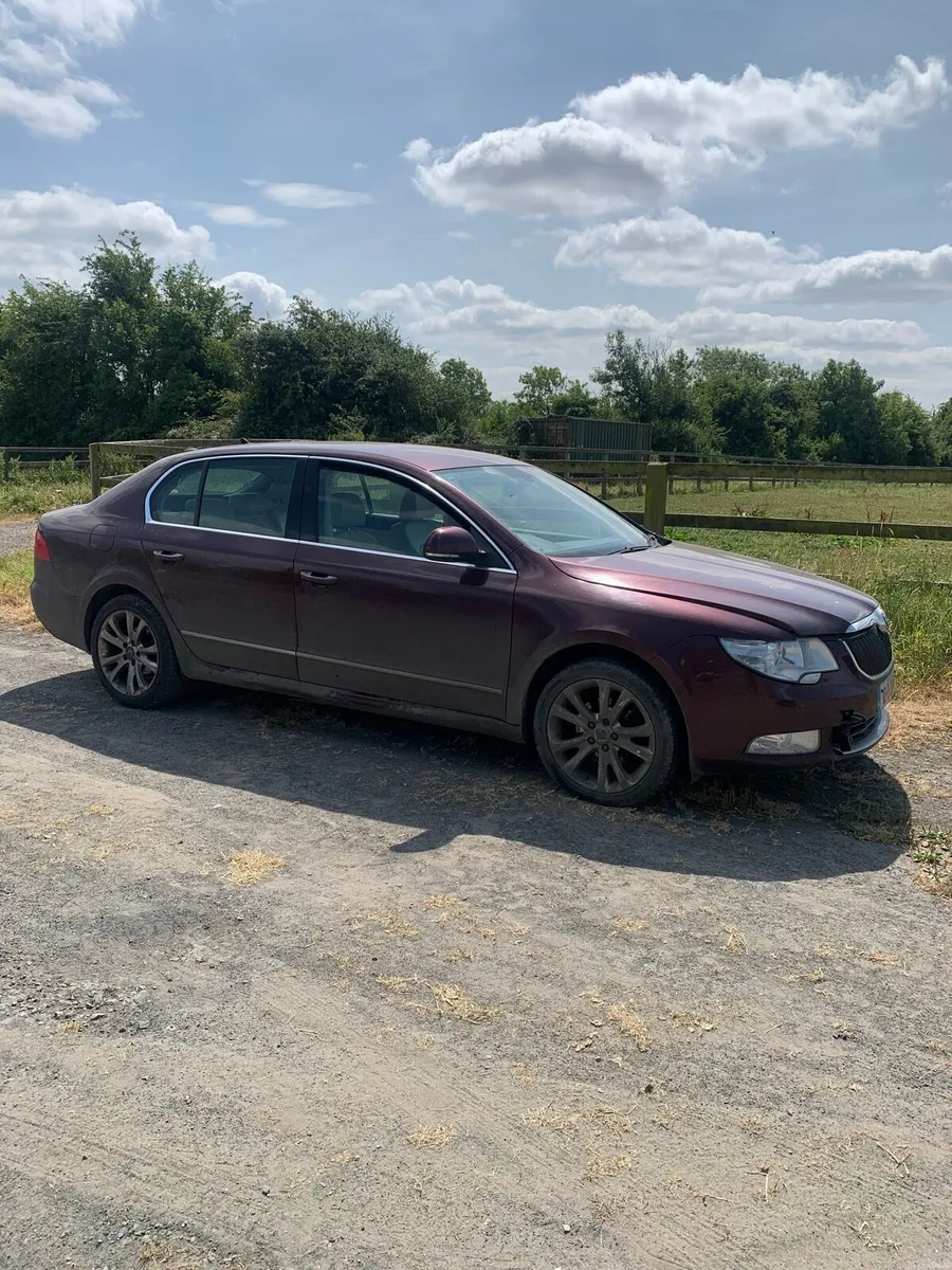 Skoda superb - Image 2