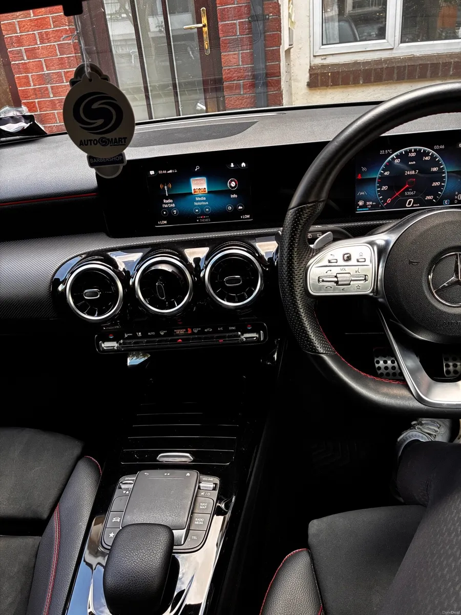 Mercedes-benz A200 AMG line 5dr Auto - Image 3