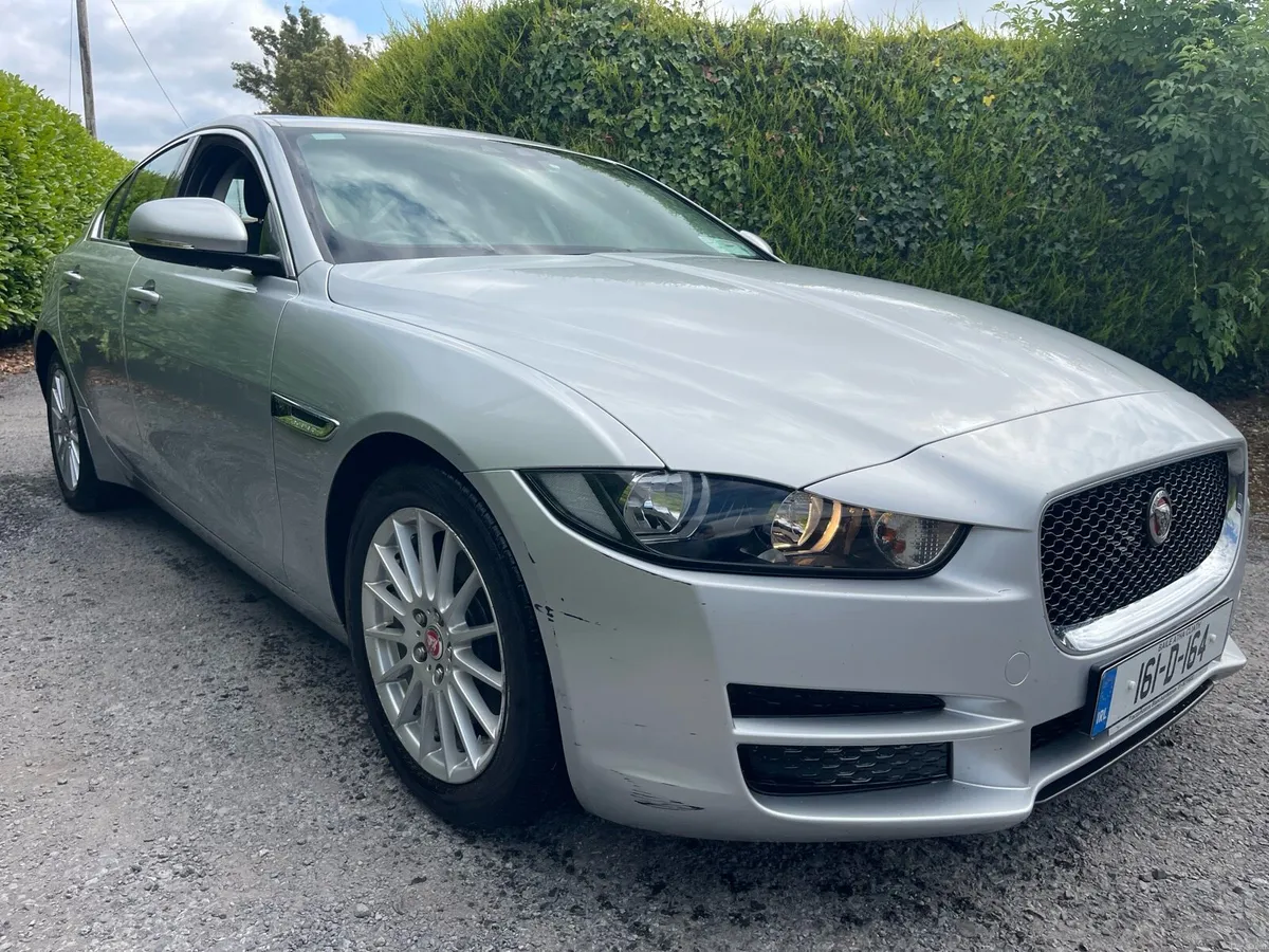 Jag XE Auto 111kms nct 05/27 Taxed 12/26 - Image 3
