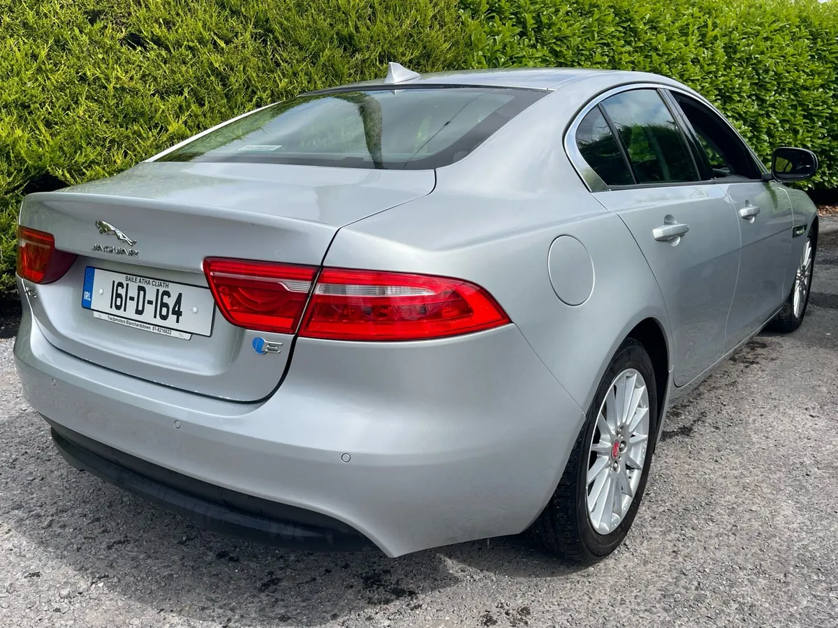 Jag XE Auto 111kms nct 05/27 Taxed 12/26 - Image 6