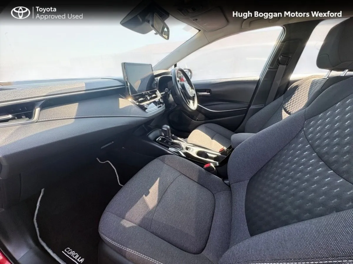 Toyota Corolla SALOON LUNA - Image 6