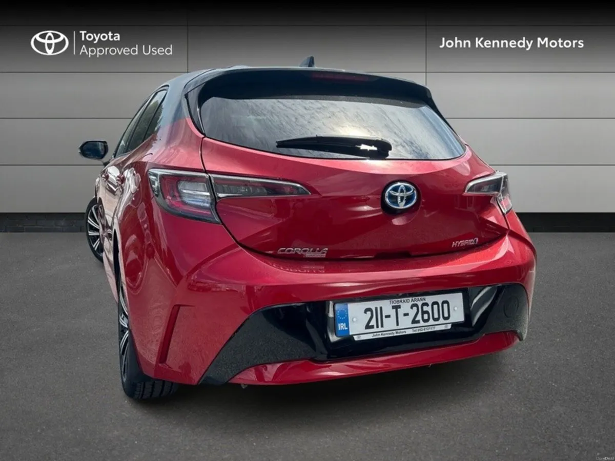 Toyota Corolla HYBRID L/SPORT HB - Image 4