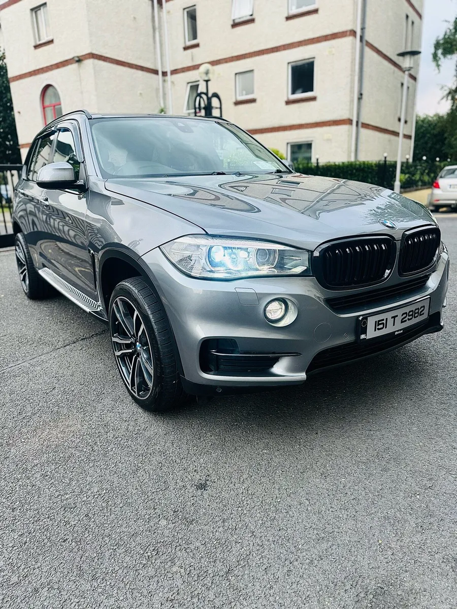 2015 x5 3.0D - Image 1