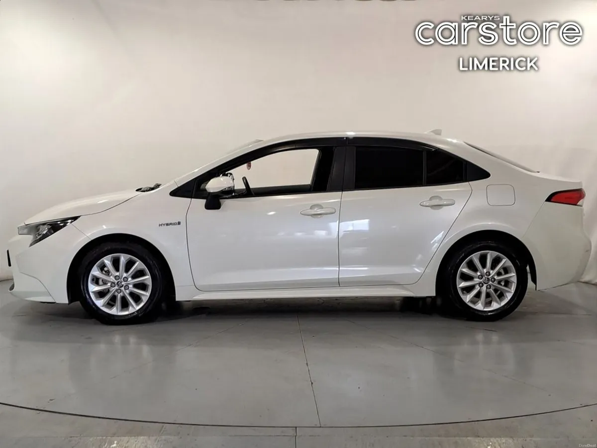 Toyota Corolla 1.8 HYBRID - Image 6
