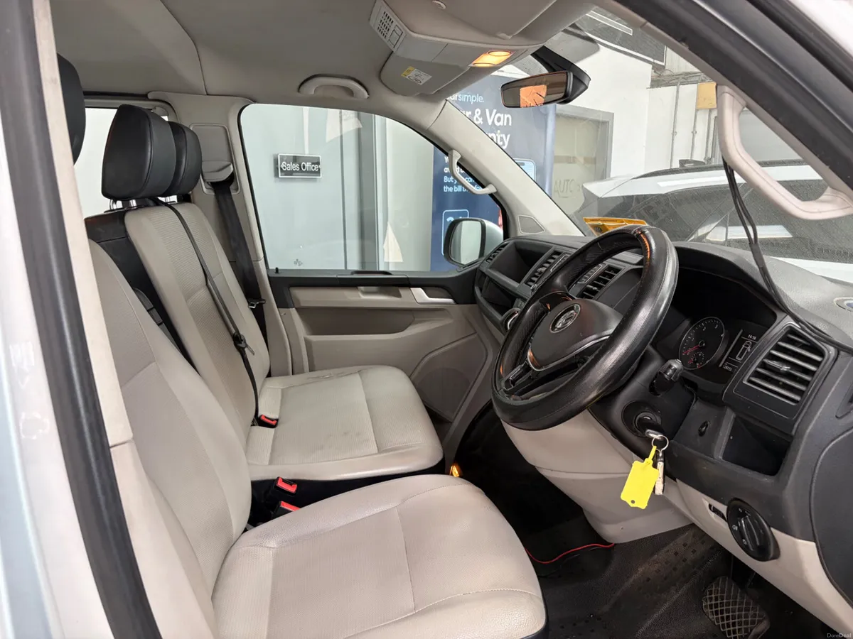 Volkswagen Kombi 2017 9 SEATER AUTOMATIC - Image 4