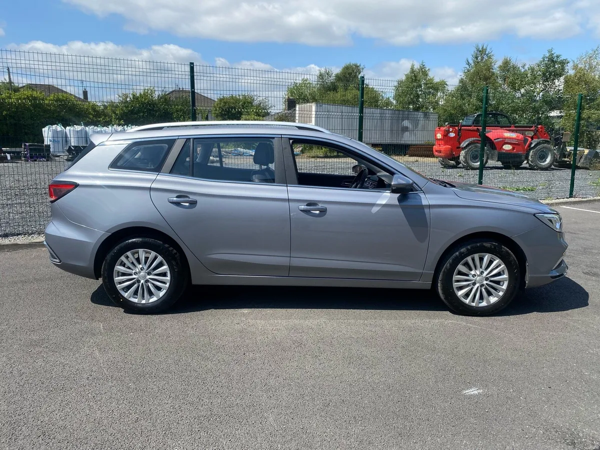 MG5 ,Exclusive spec, 2021, 52kwh - Image 2