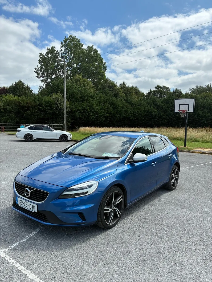 2016 Volvo V40 2.0 D2 R-Design - Image 2