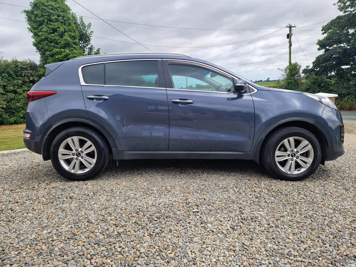 Kia Sportage 2016 1.7 diesel - Image 2