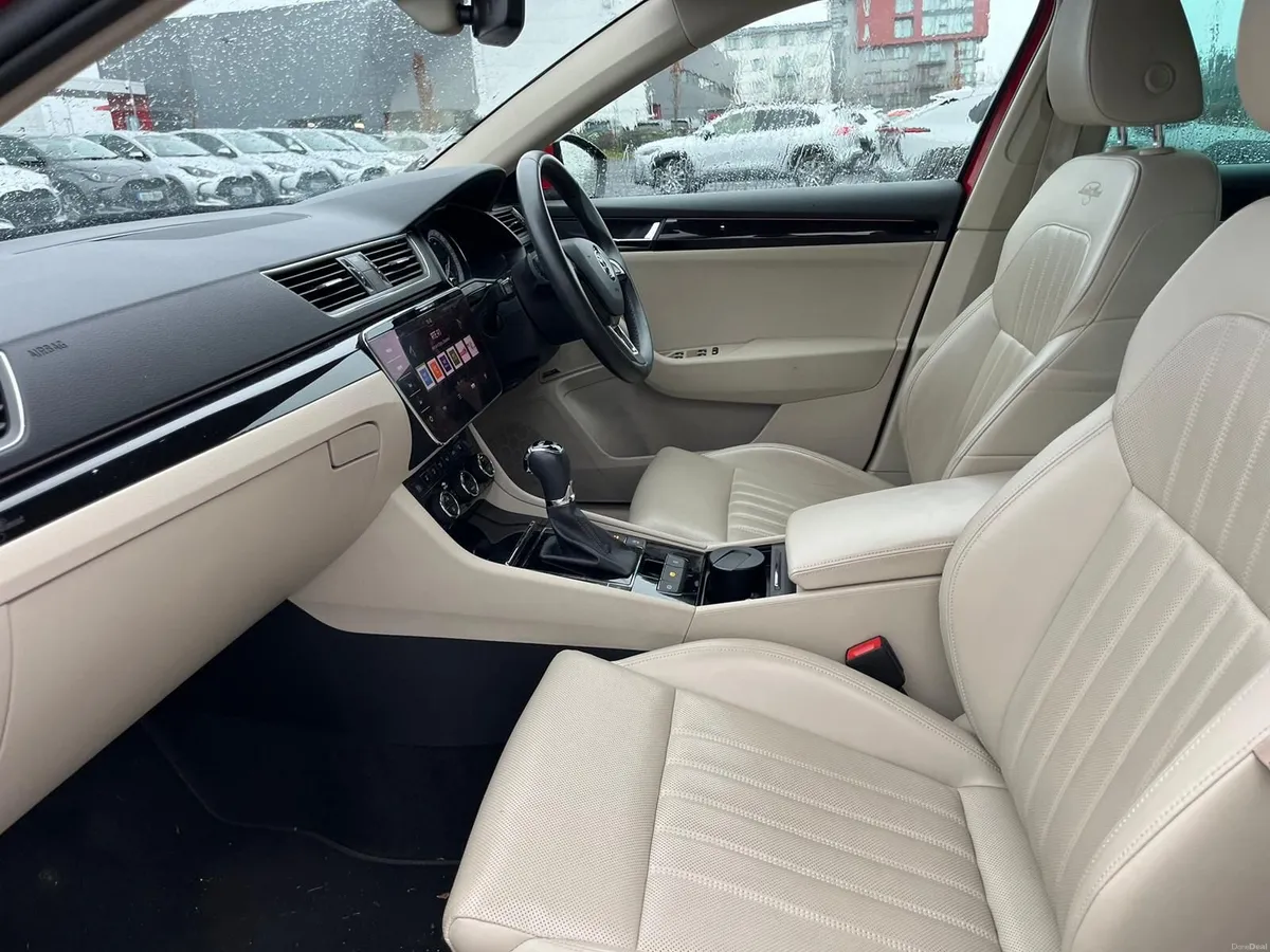 Skoda Superb 2018 - Image 3