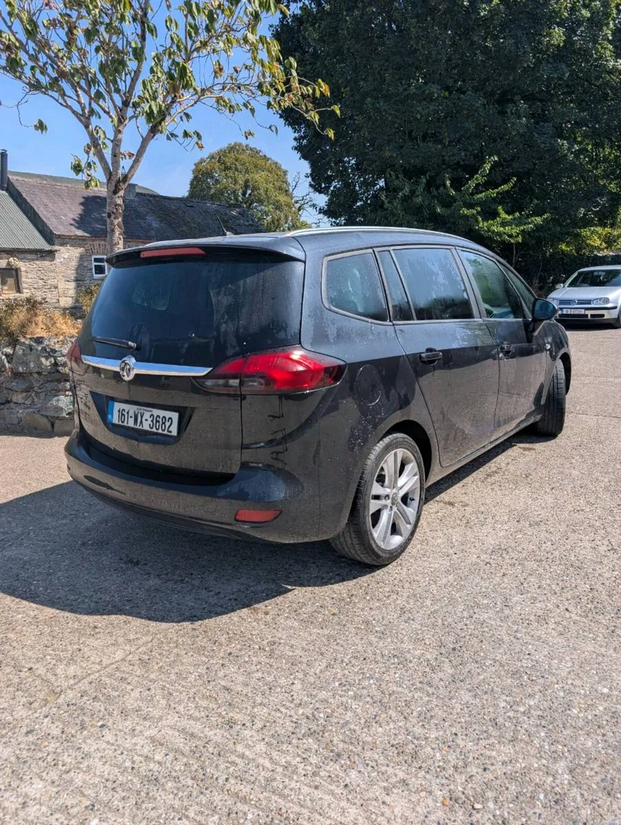 2016 low mileage Vauxhall Zafira - Image 2