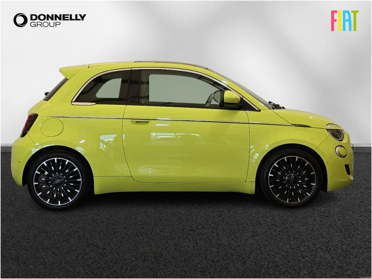 Fiat 500 Electric Hatchback - Image 3