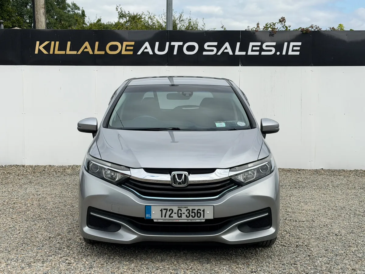 Honda Shuttle 1.5 petrol Hybrid Auto - Image 2