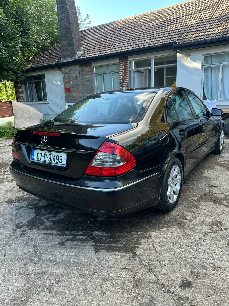 Mercedes - Image 4