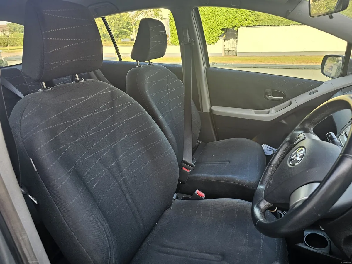 Toyota Yaris 1.3 for Sale - Image 6