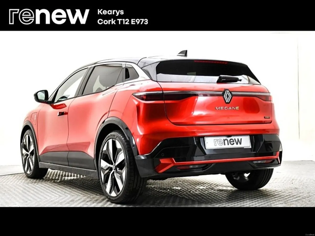 Renault Megane E-Tech Techno EV60 220hp - Image 3