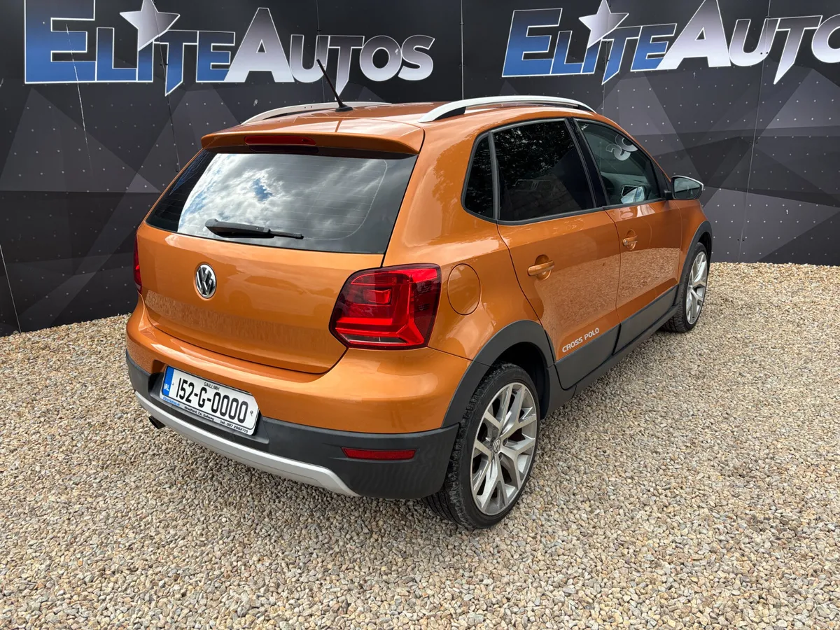 Volkswagen Cross Polo 1.2 Automatic 2015 - Image 6