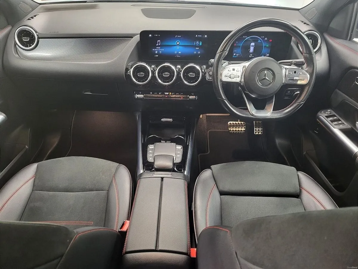 Mercedes-Benz GLA GLA180 D Progressive - Image 4