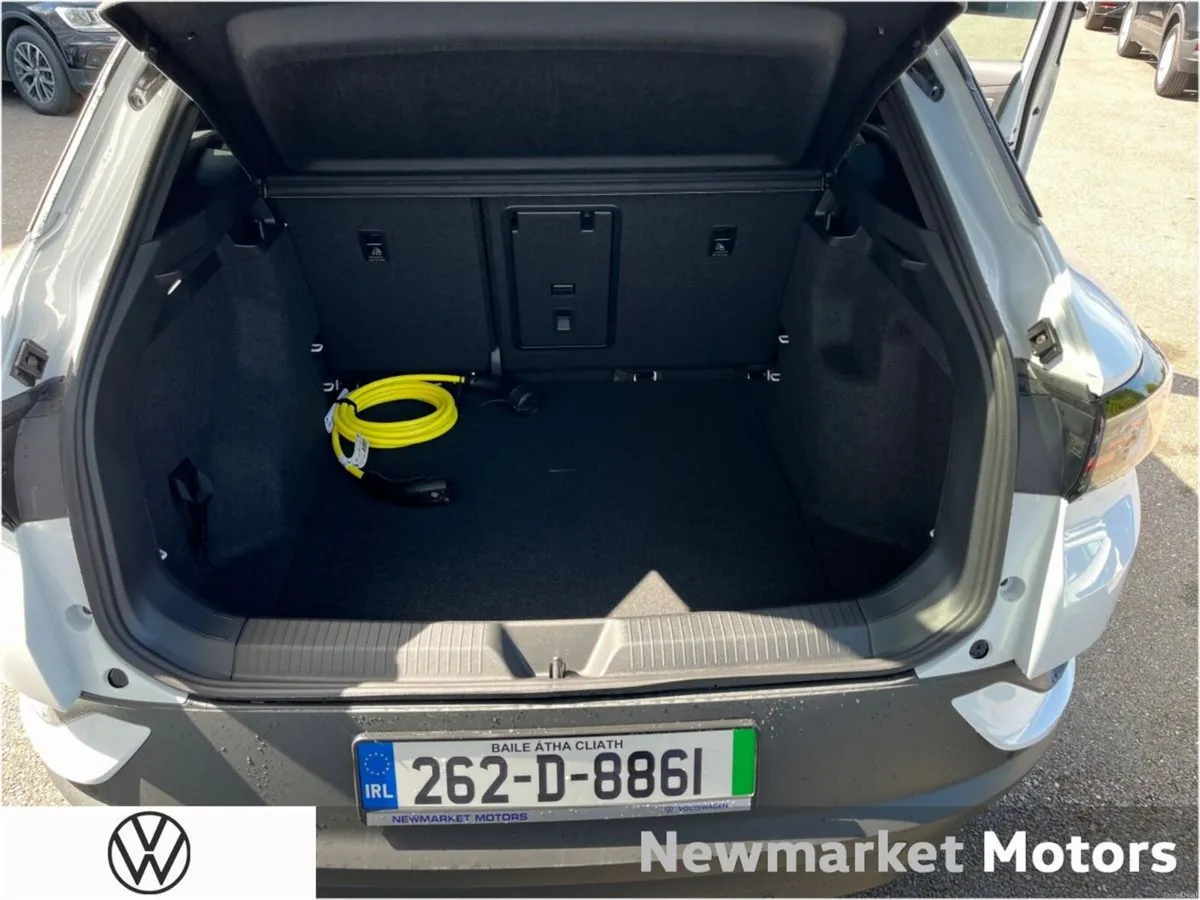 Volkswagen ID.4 ( DEMO 2026 ) 286BHP PRO PLUS 77KW - Image 2