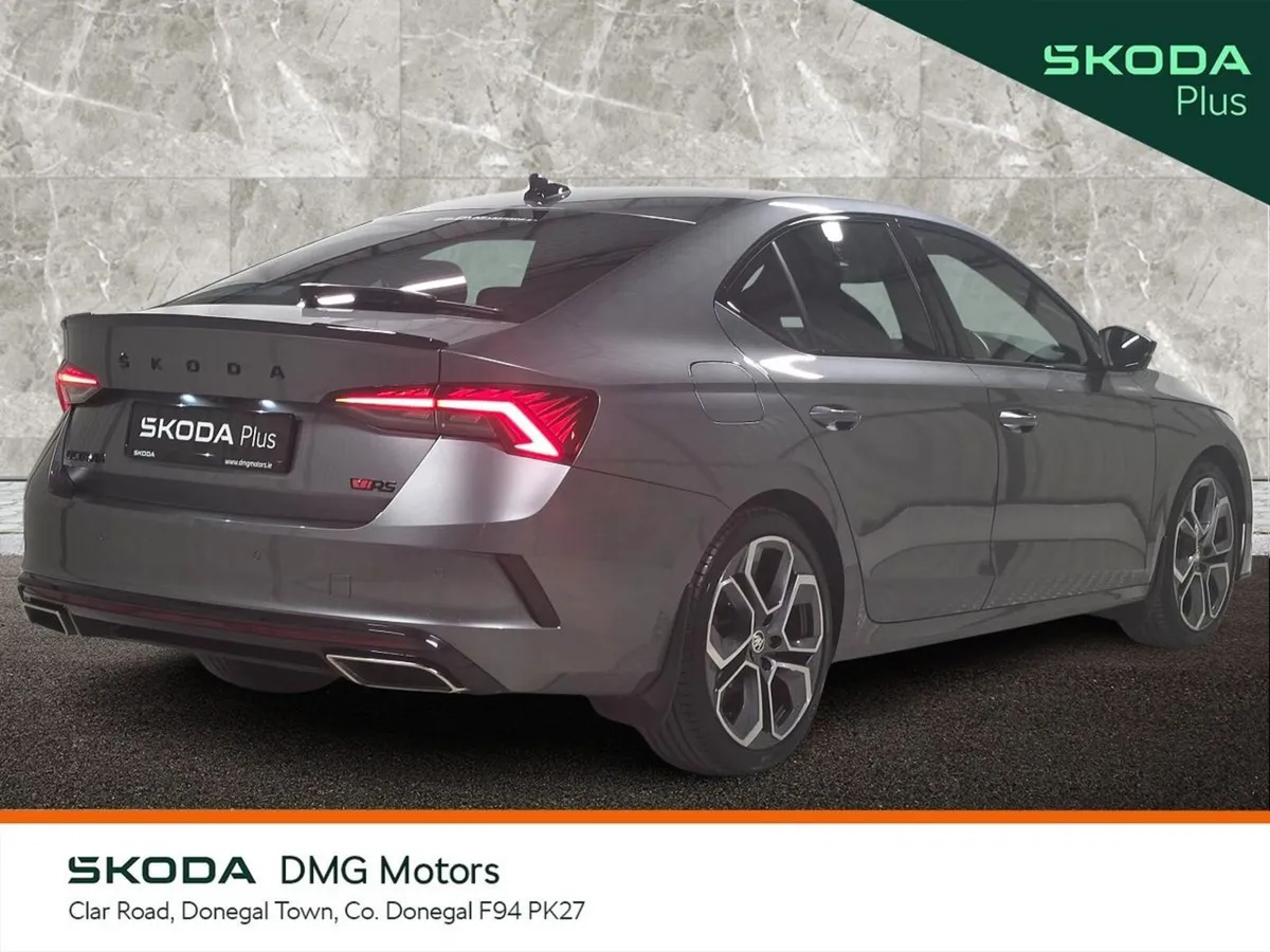 Skoda Octavia 2.0 TDI 200BHP DSG RS - Image 3