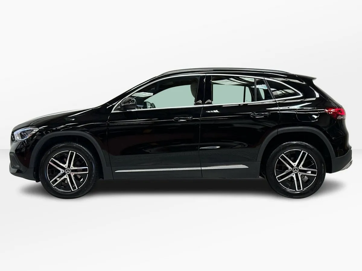 Mercedes-Benz GLA GLA180 D Progressive Line - Image 5