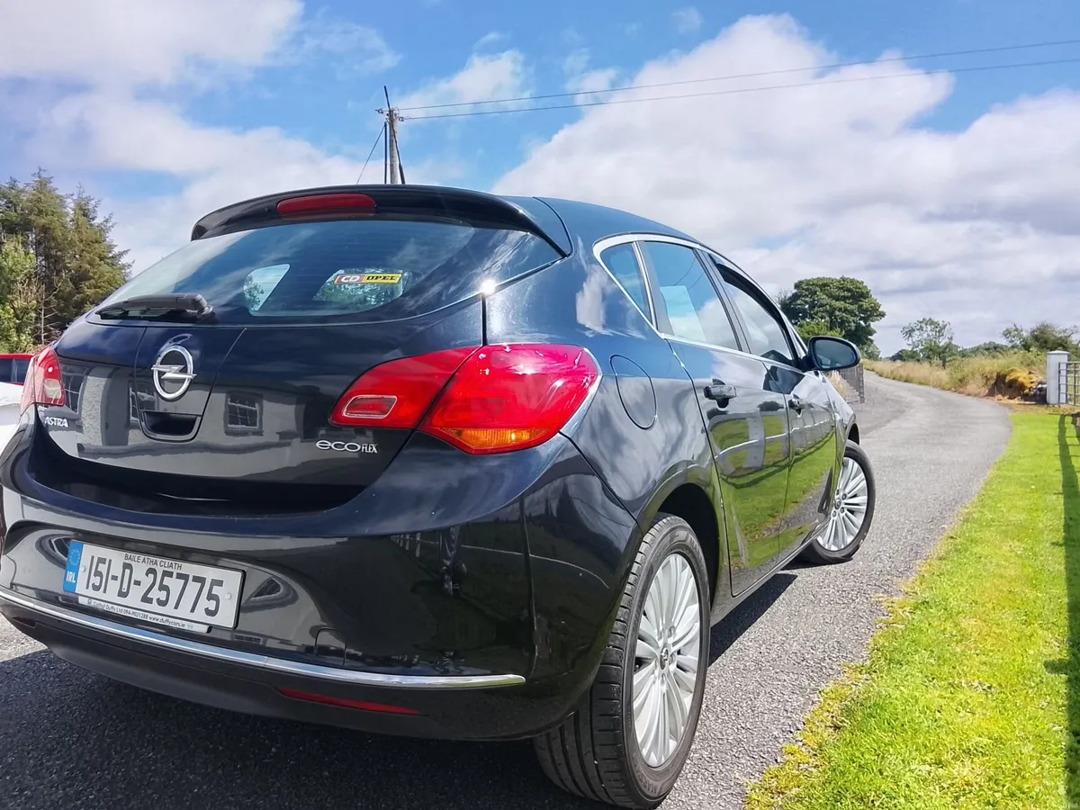 2015 Opel Astra, Diesel, NCT 07-2027, Low km's. - Image 3
