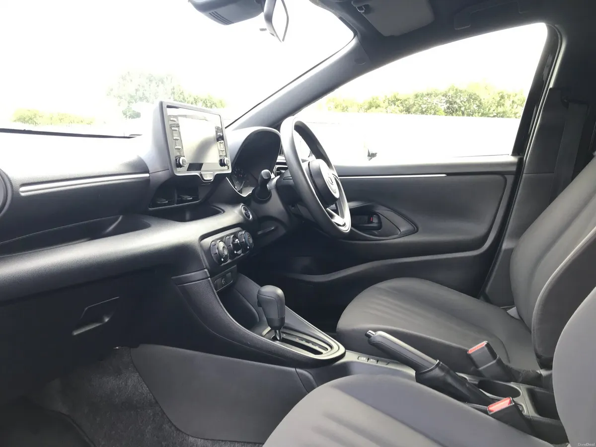 Toyota Yaris - Image 3