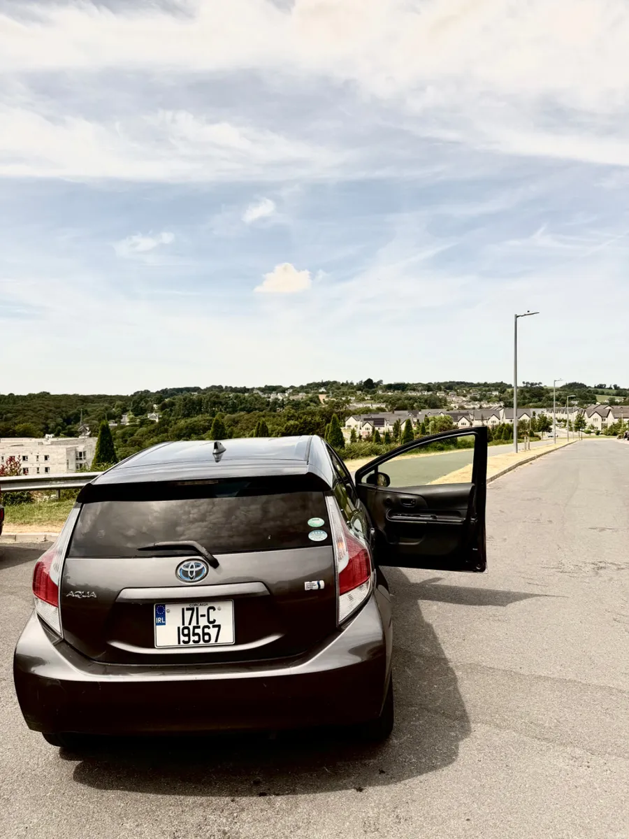 Toyota Aqua 2017 low milage NCt 2028 - Image 5