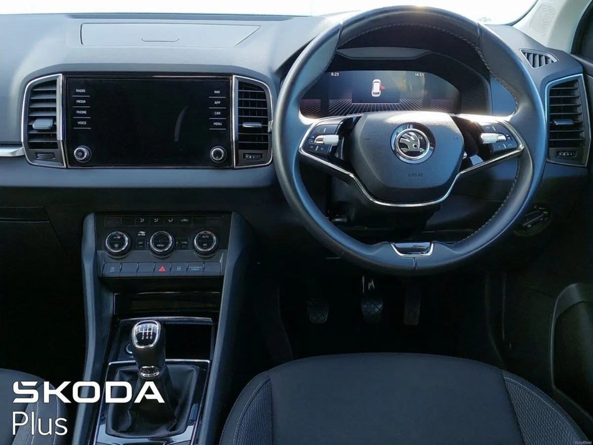 Skoda Karoq AMBITION 2.0TDI 115HP *KEYLESS START*W - Image 2