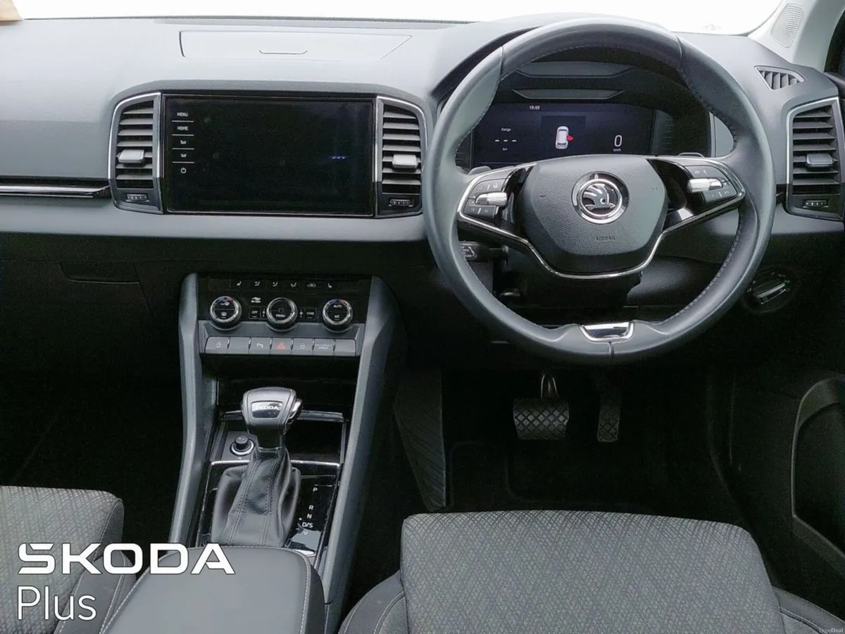 Skoda Karoq STYLE 2.0TDI 115HP DSG *HEATED SEATS*K - Image 3