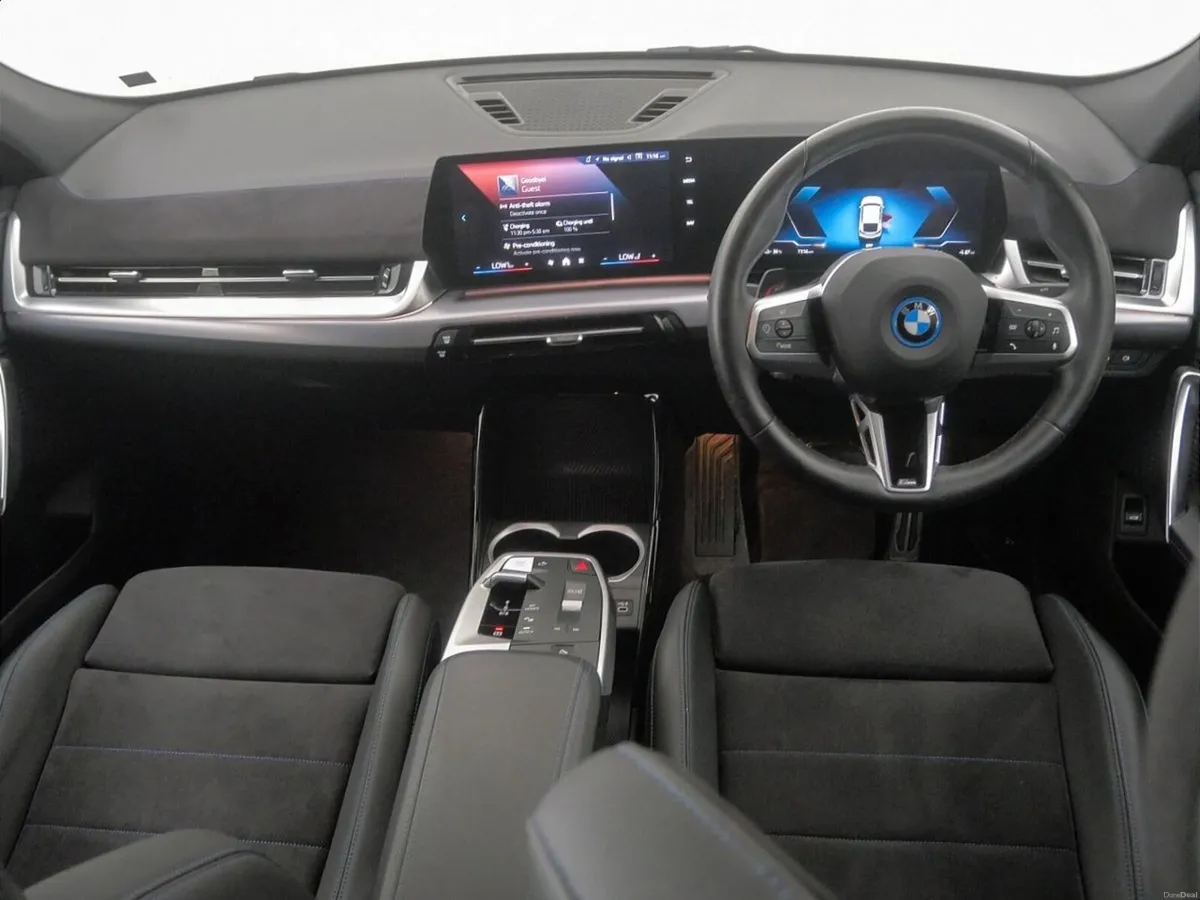 BMW iX2 eDrive20 M Sport - Image 4