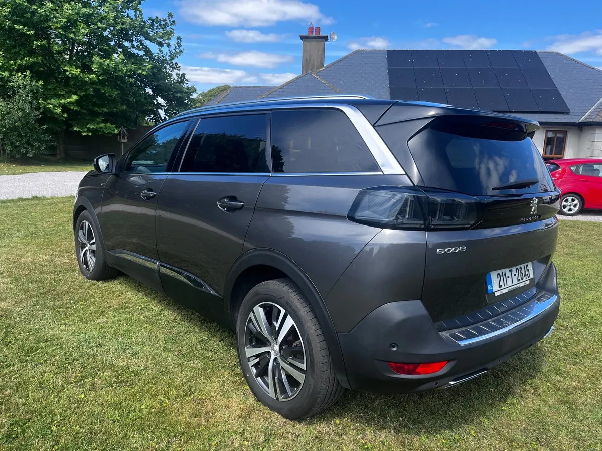 Peugeot 5008 2021 - Image 3