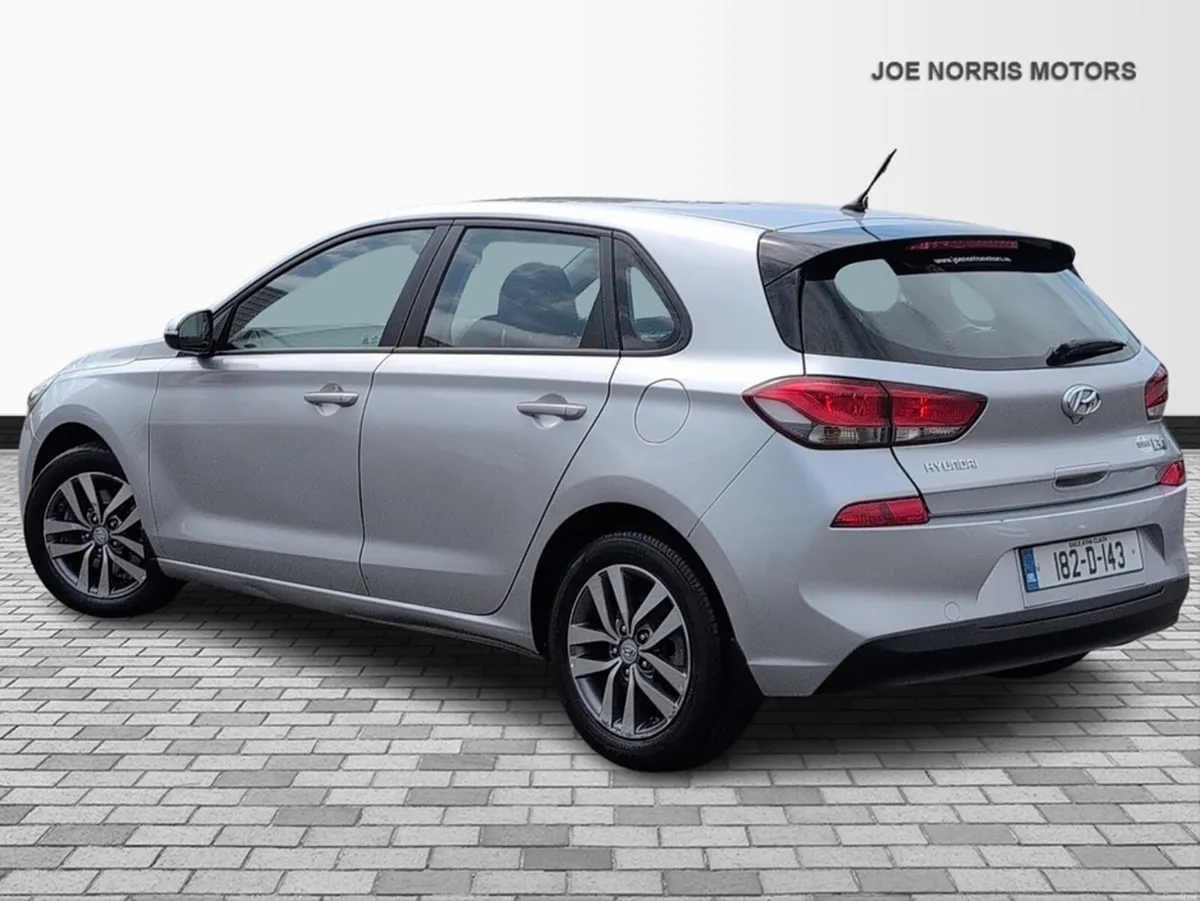 Hyundai i30 I 30 DELUXE 5DR - Image 3