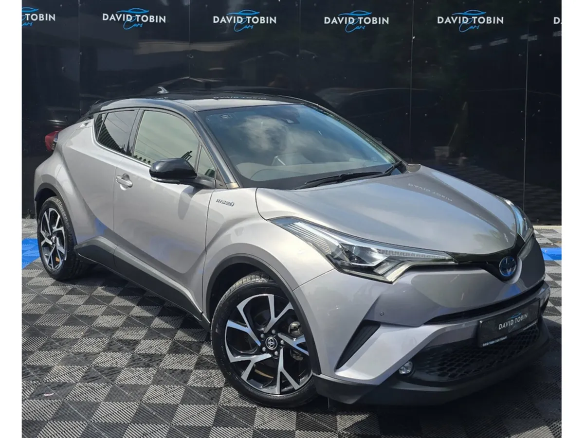 Toyota C-HR 1.8 PETROL HYBRID AUTO - Image 2