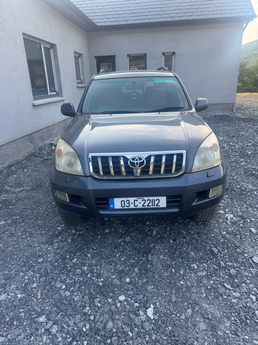 2003 Toyota Landcruiser 8 seater - Image 3