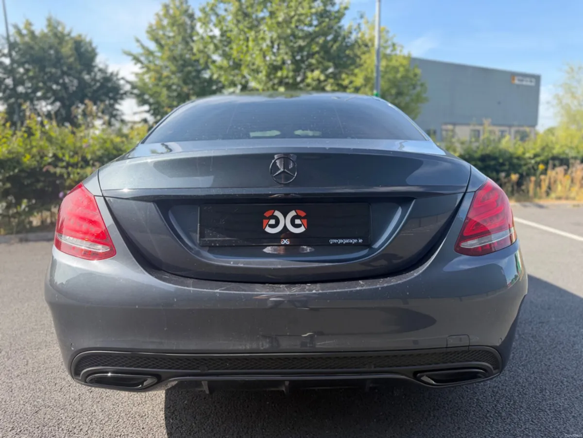 Mercedes-Benz C-Class 2.1 AUTO AMG LINE - Image 4