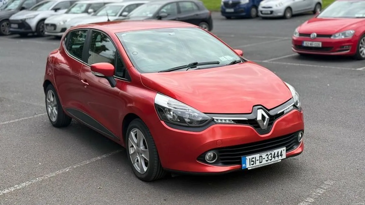 2015 Renault Clio - Image 2