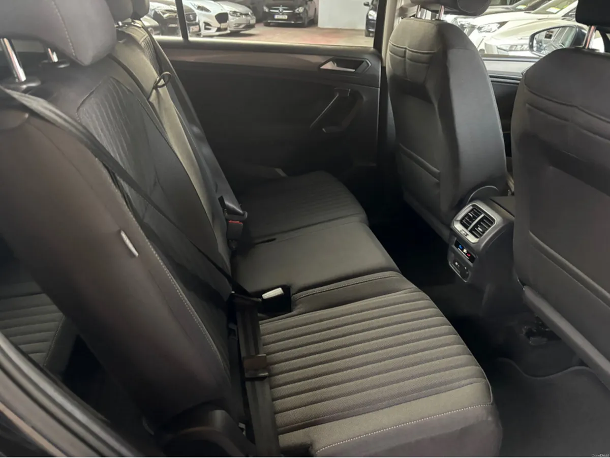 Volkswagen Tiguan Allspace A7 LIFE 2.0 TDI D D7F 1 - Image 6