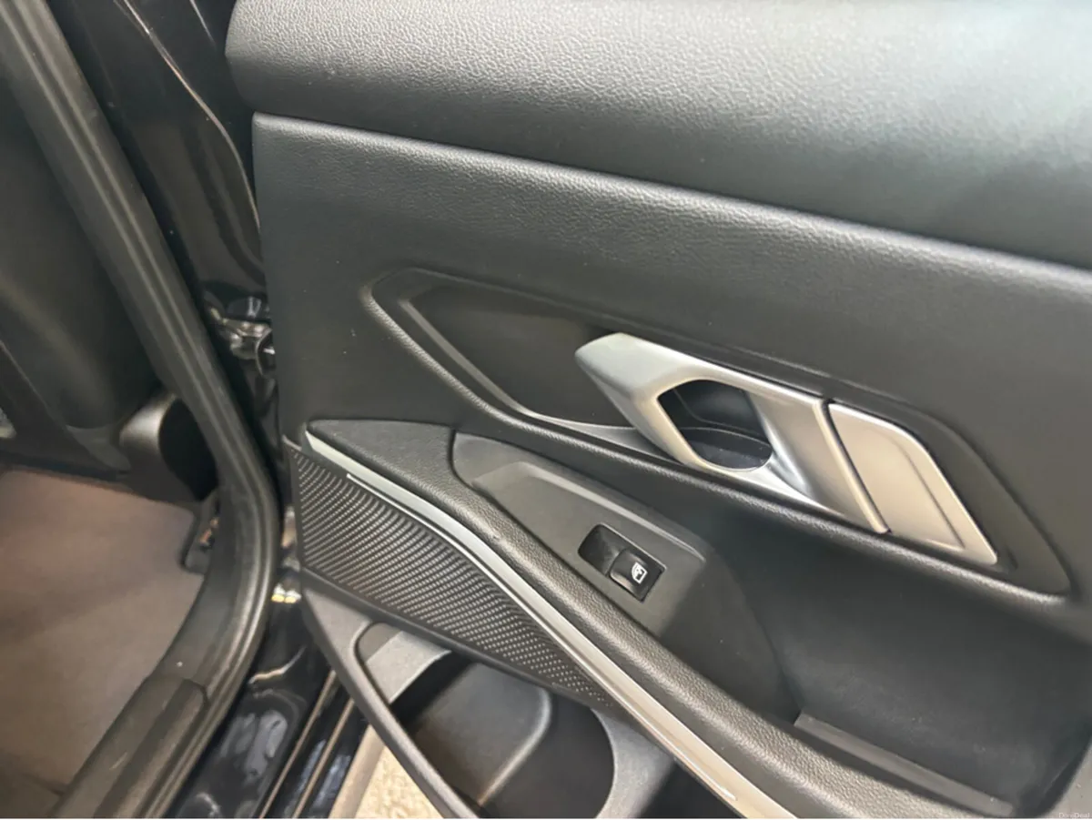 BMW 3-Series S3SI 4DR AUTO Finance Available own t - Image 2