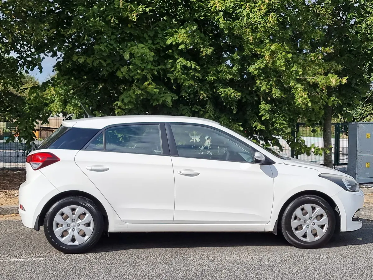 2015 HYUNDAI i20 1.2L NCT'd €8,900 - Image 4