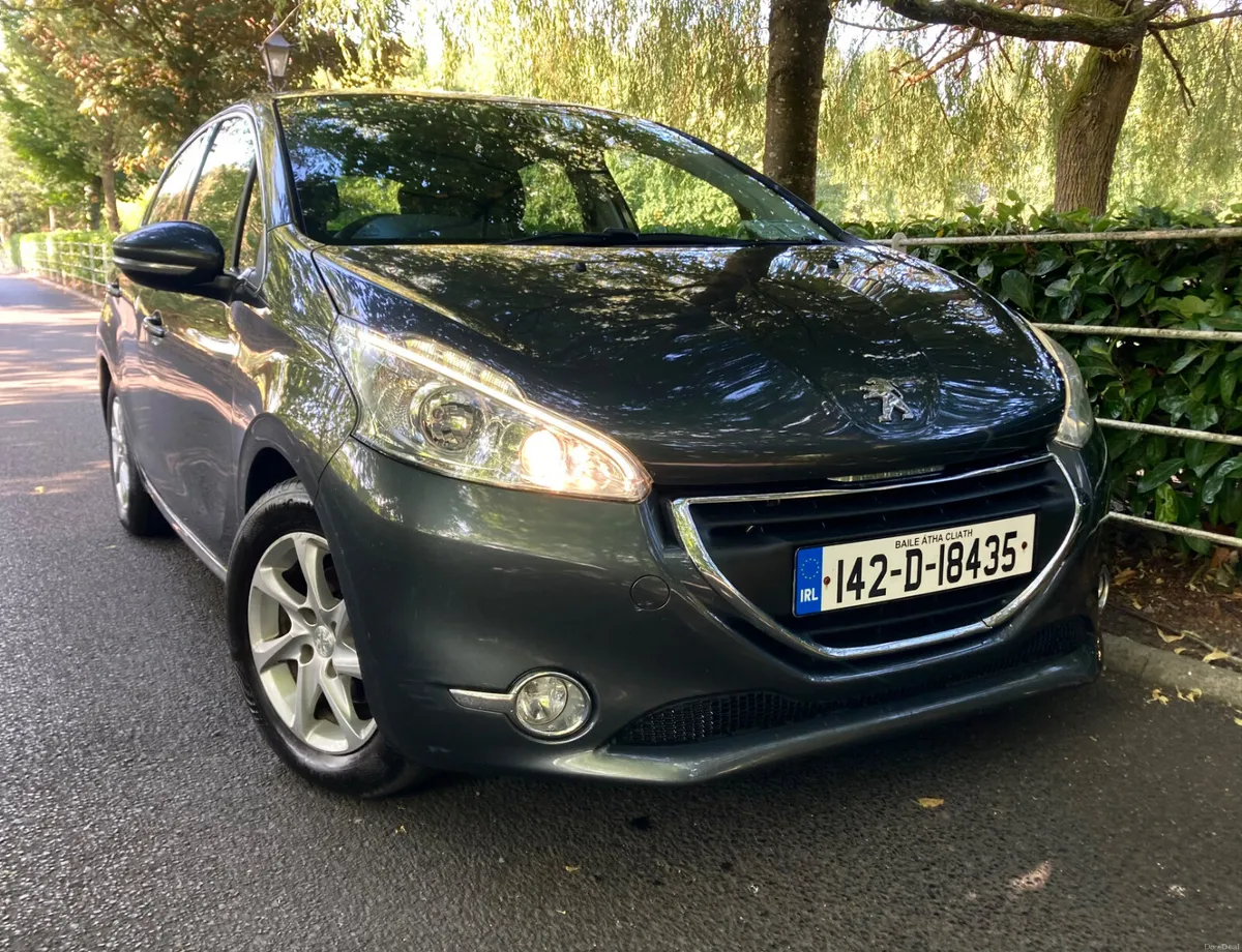 Peugeot 208 1.4 Hdi Automatic Alure Edition 100kms - Image 2