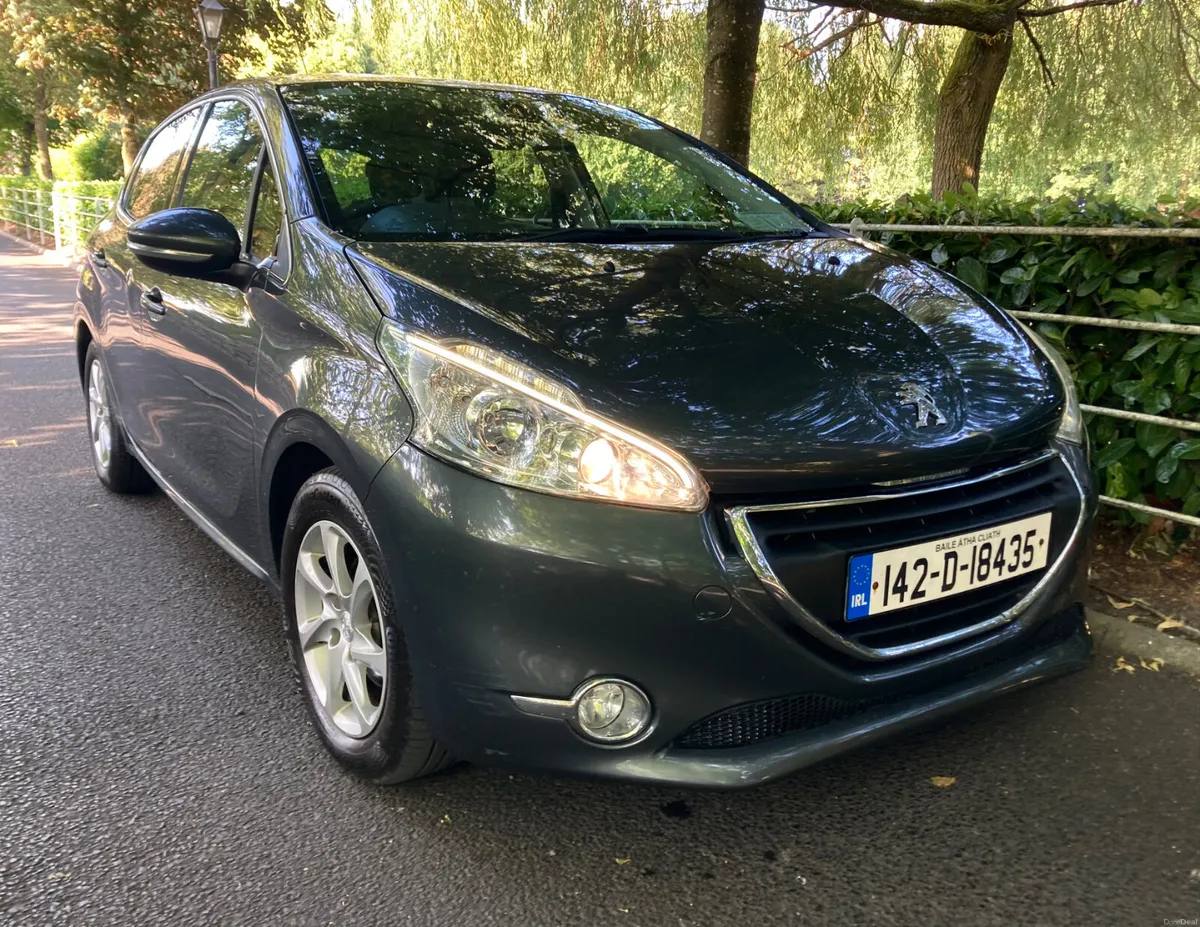 Peugeot 208 1.4 Hdi Automatic Alure Edition 100kms - Image 1