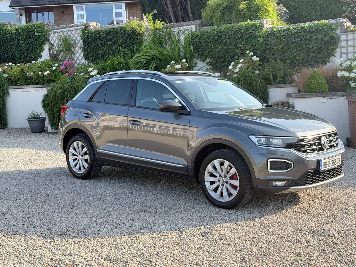 VW T-ROC SPORT TSI | RARE SPEC | PANORAMIC ROOF - Image 2