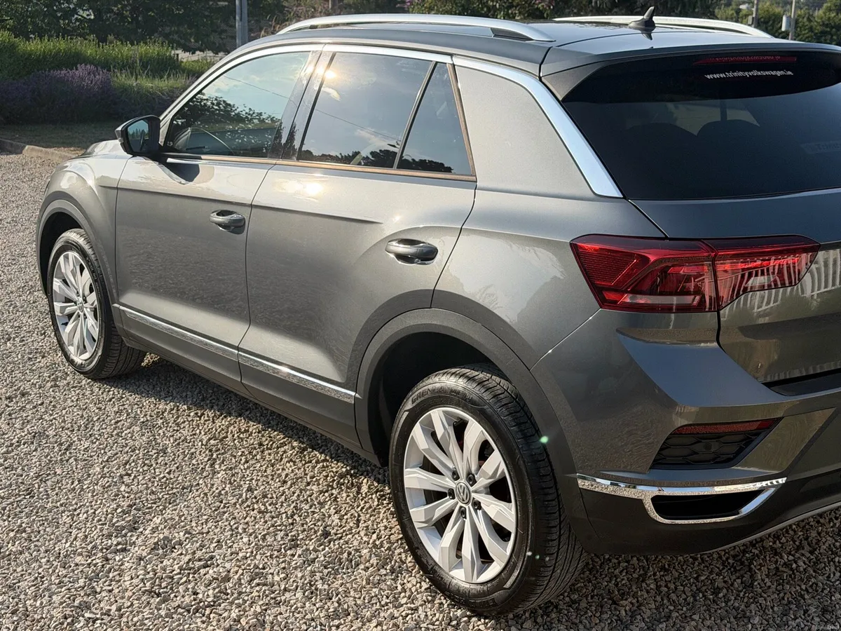 VW T-ROC SPORT TSI | RARE SPEC | PANORAMIC ROOF - Image 4
