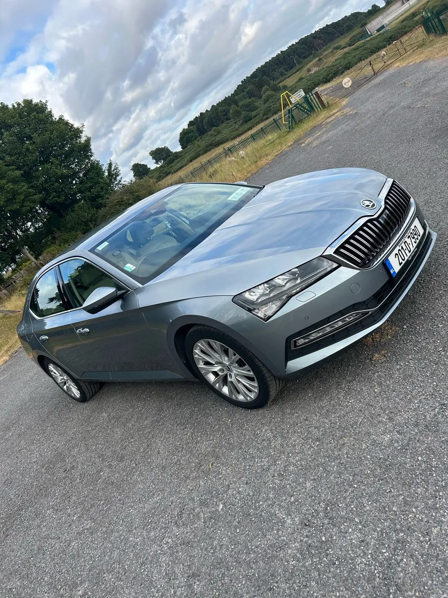 Skoda Superb 150bhp DSG - Image 3
